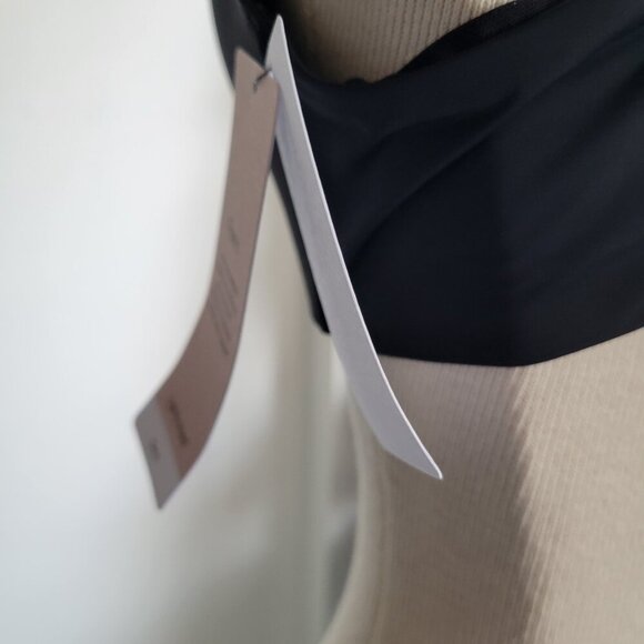 NWT – Calvin Klein Demi Form Fitting Lightly Lined Bra (Size: 36C) - Picture 11 of 13